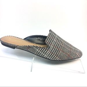 Mules in Glen Plaid Black Grey - Slip On Flats